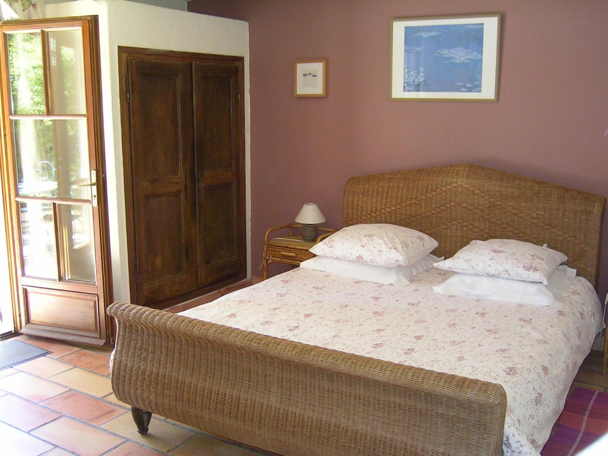 Mas La Provence Bed and Breakfast LʼIsle-sur-la-Sorgue Værelse billede