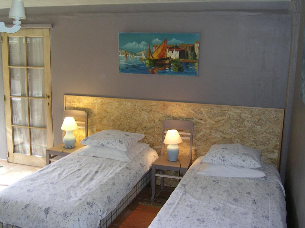Mas La Provence Bed and Breakfast LʼIsle-sur-la-Sorgue Værelse billede