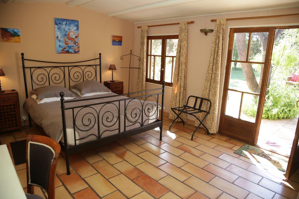 Mas La Provence Bed and Breakfast LʼIsle-sur-la-Sorgue Eksteriør billede